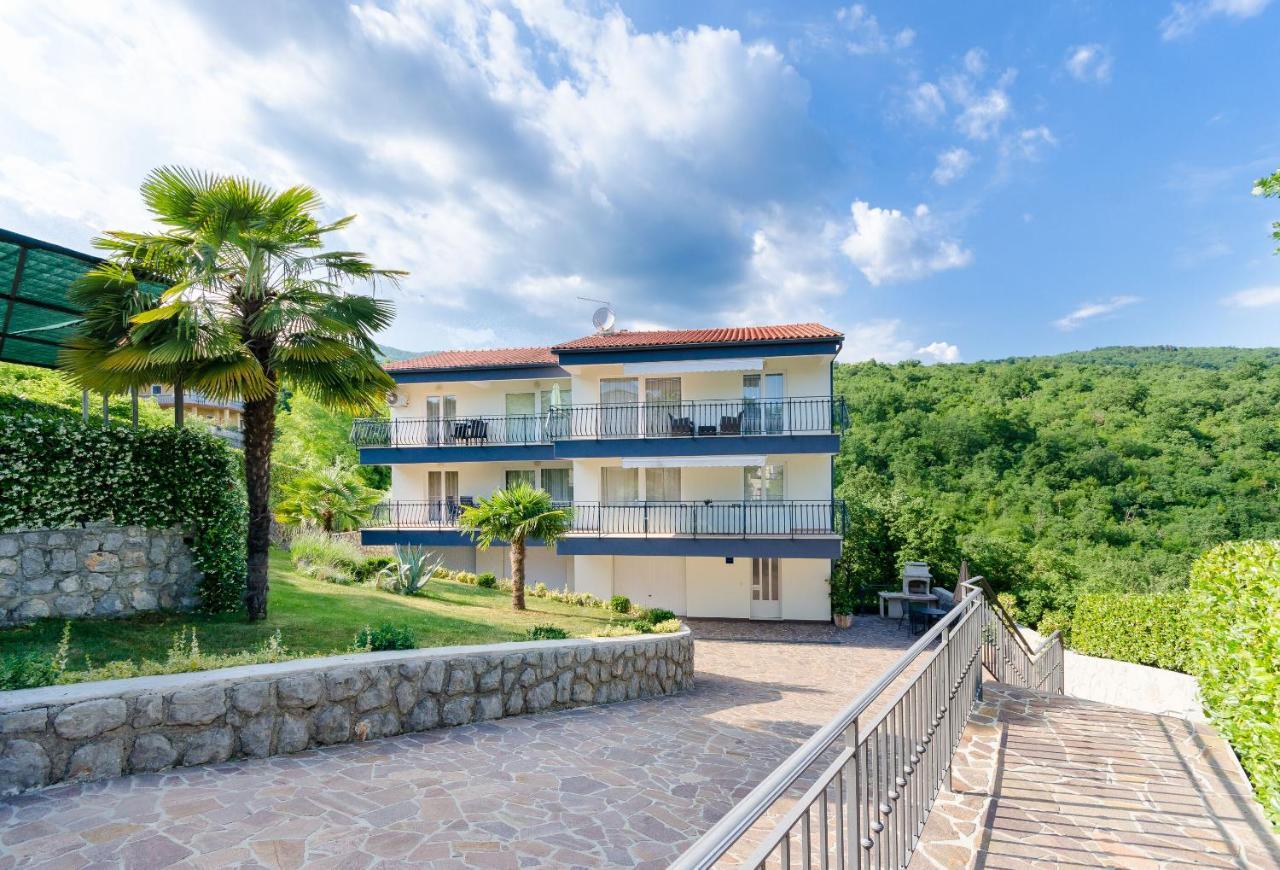 Apartments Marijana Ičići Εξωτερικό φωτογραφία