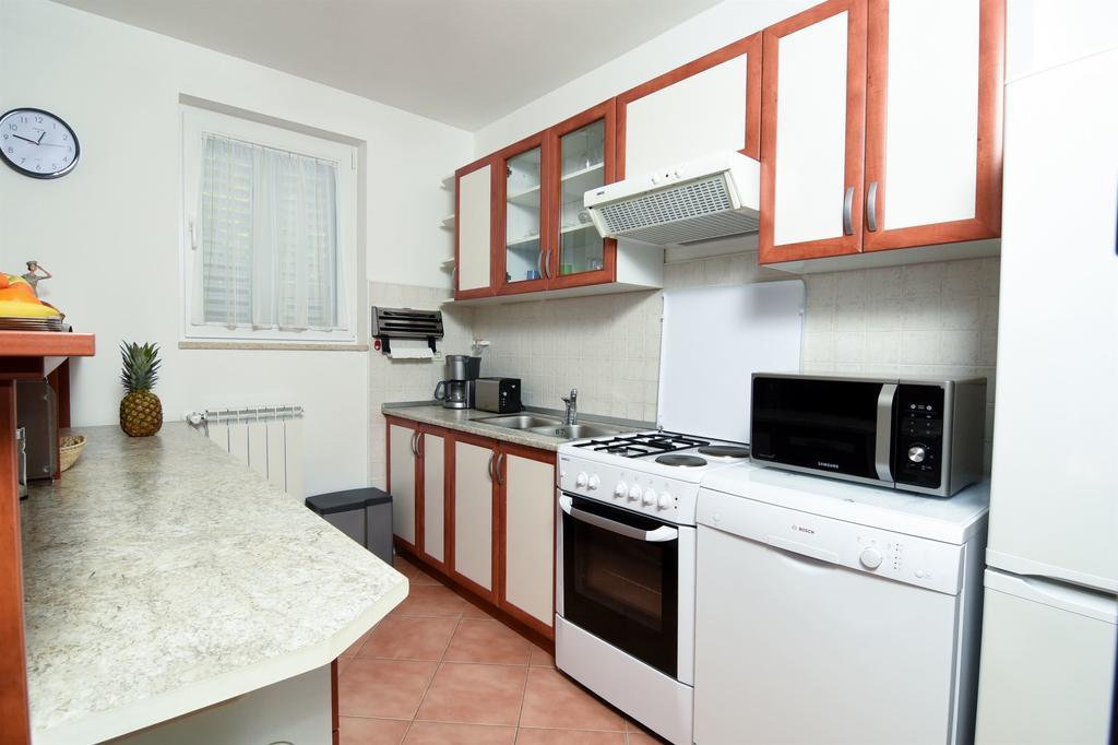 Apartments Marijana Ičići Εξωτερικό φωτογραφία