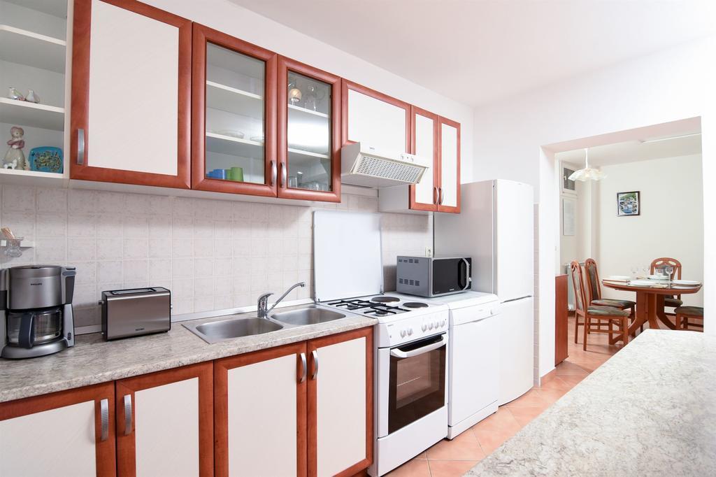 Apartments Marijana Ičići Εξωτερικό φωτογραφία