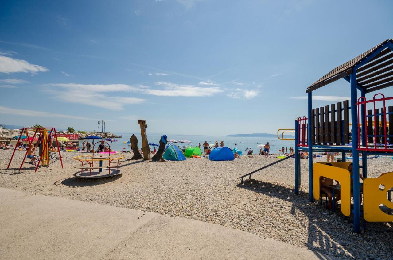 Apartments Marijana Ičići Εξωτερικό φωτογραφία